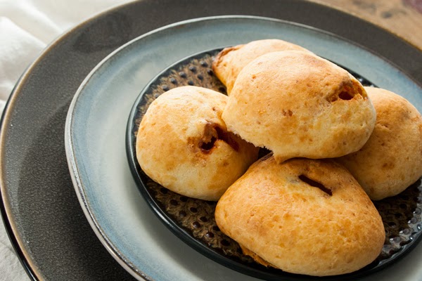 Cheese Bread with Guava